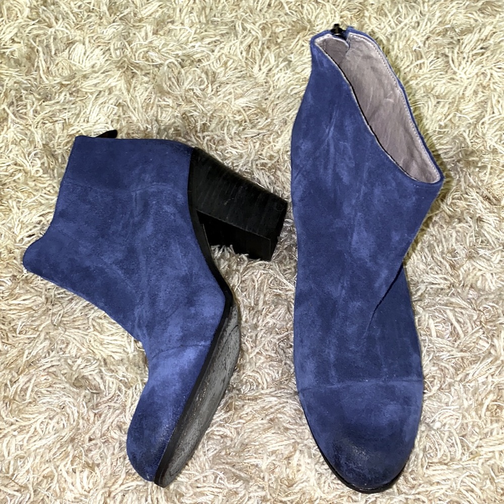 Vince Camuto Blue Suede Ankle Boots NWT